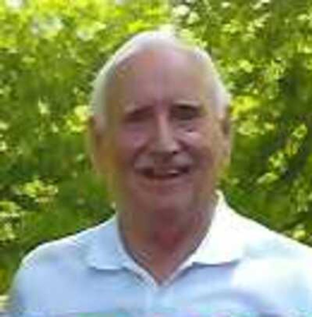 Elton Kaase Profile Photo