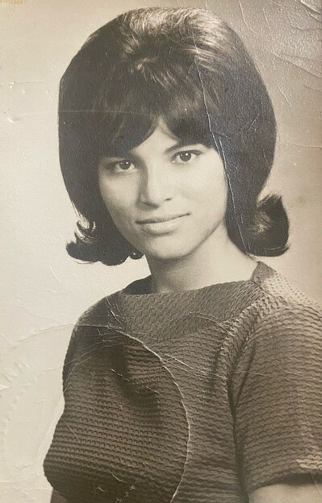 Mary Ellen Cruz Profile Photo