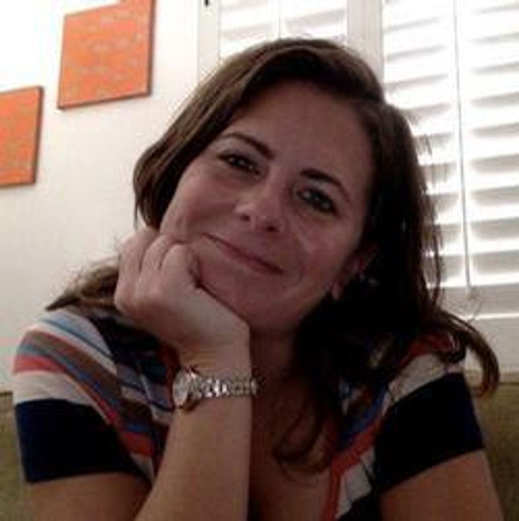 Dr Kerri Anne Mowen