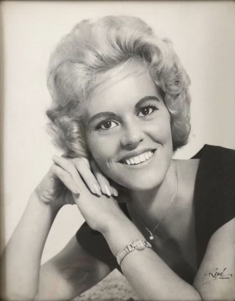 Gloria Mitchhart Profile Photo