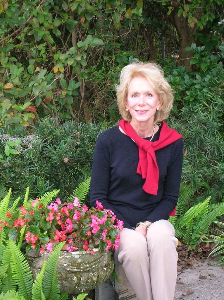 Mrs. Roberta "Bobbie" Lytle
