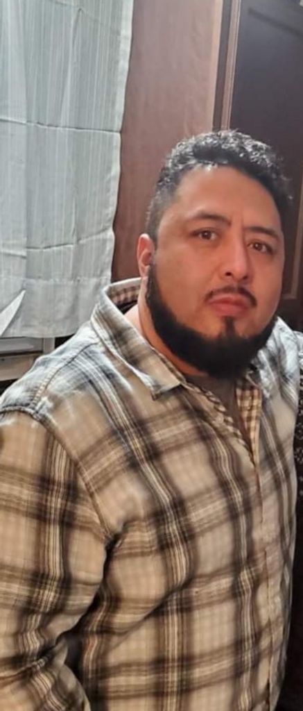 Daniel V. Vasquez Profile Photo