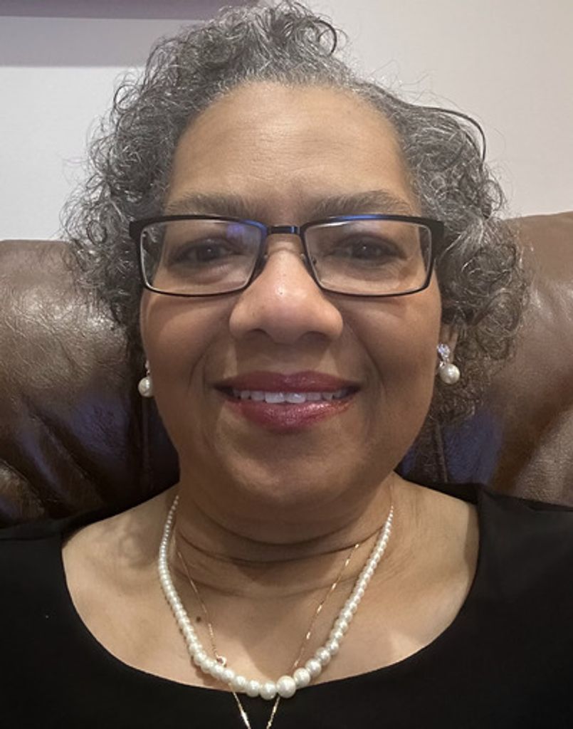 Ms. Rosalind Robinson Profile Photo