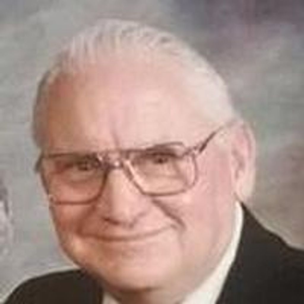 Lloyd Dalton Troyer