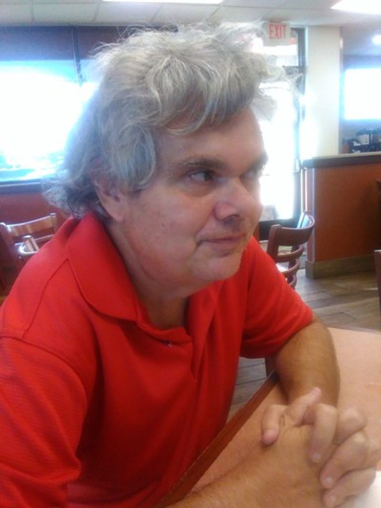 Robbie Dion Mills Profile Photo