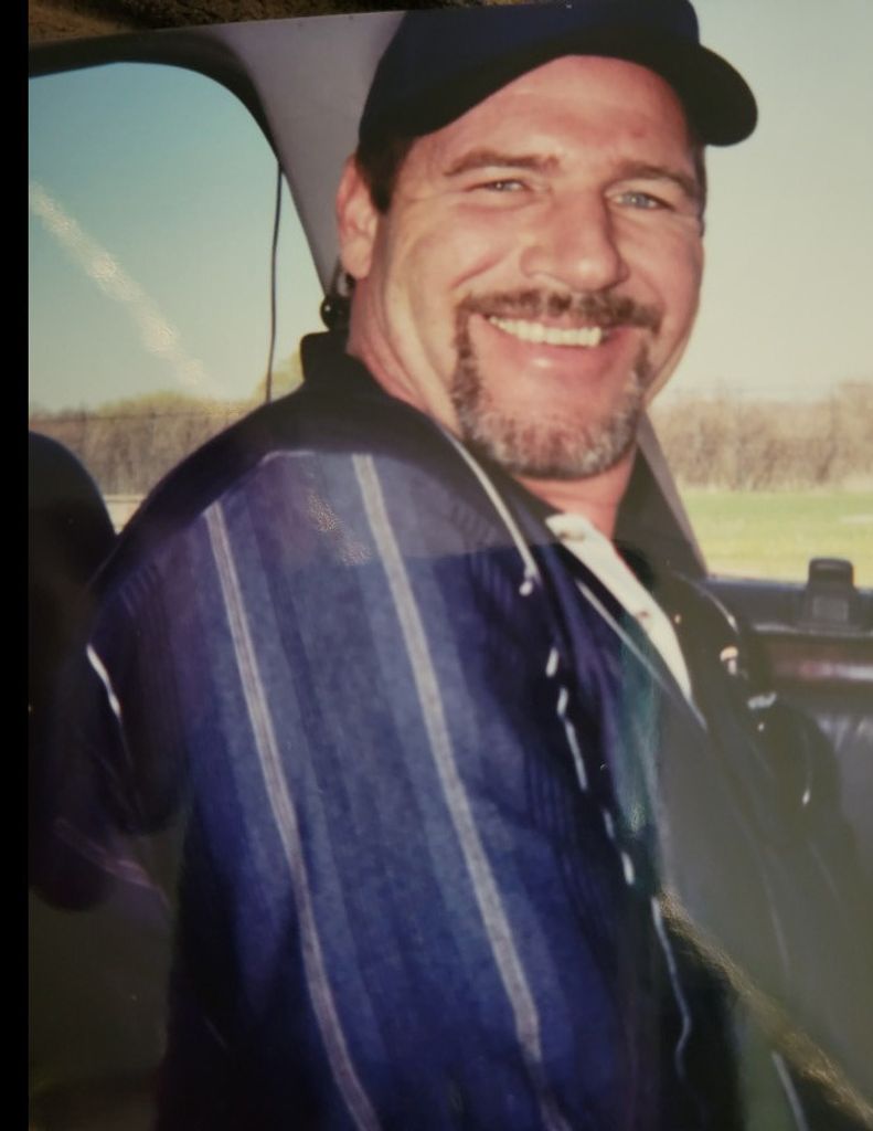 Christopher Carlisle Profile Photo