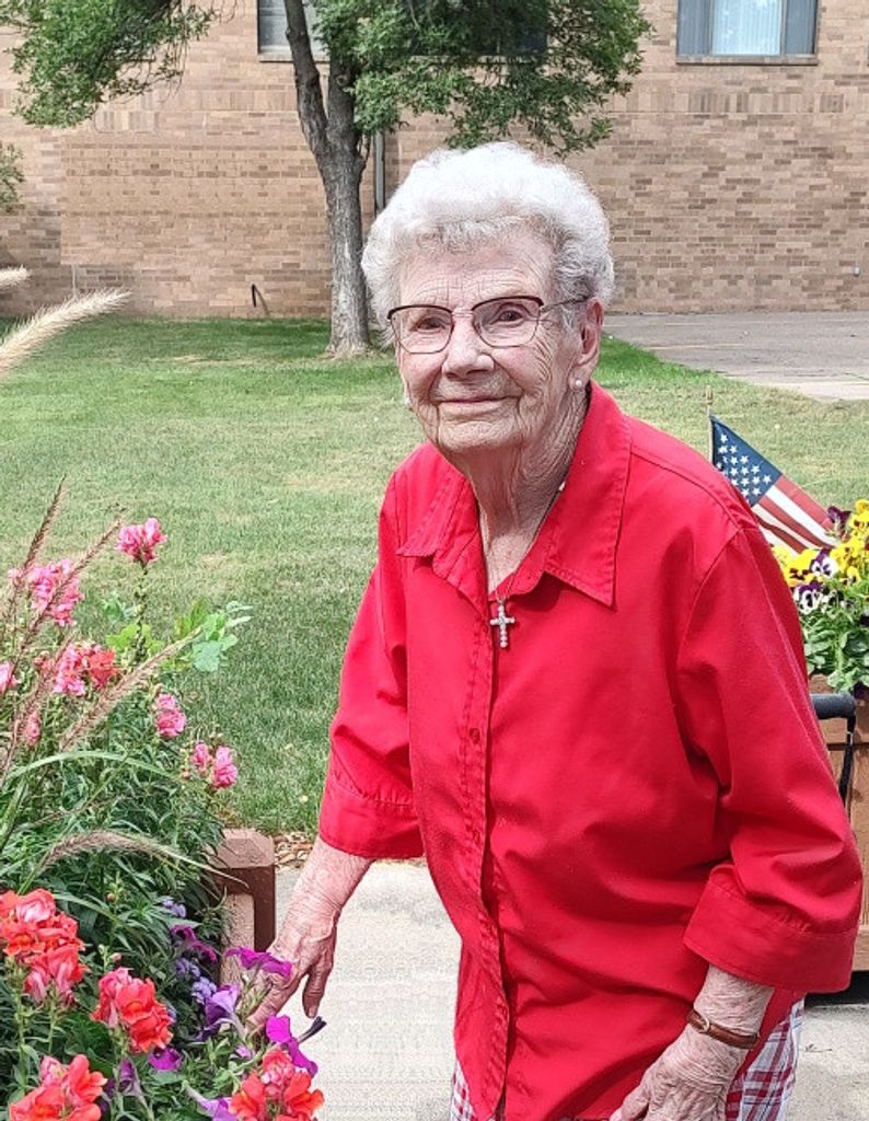 Eunice Spence-Luebker Profile Photo