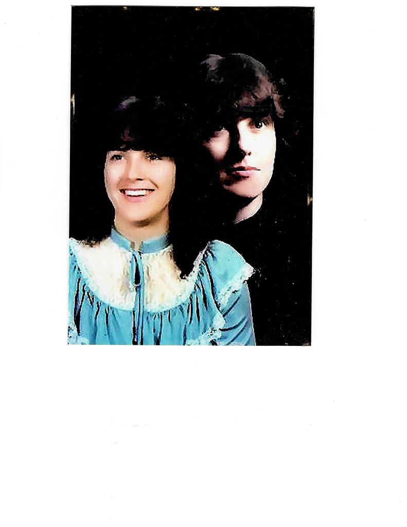 Linda Lou (Tucker) Peacock