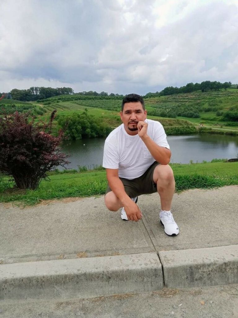 Alberto Aguilar Profile Photo