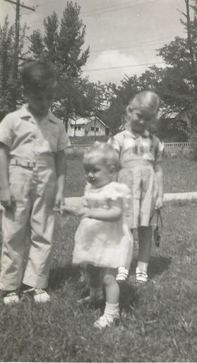Alene H. Halcomb photo gallery thumbnail 12 of 269