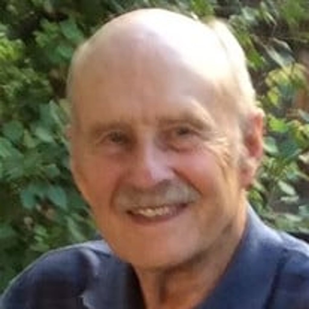 Robert Thomas