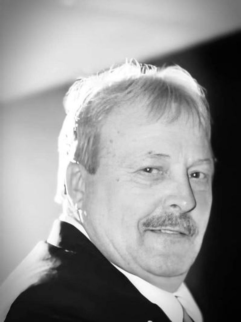 Michael Lee Suronen Profile Photo