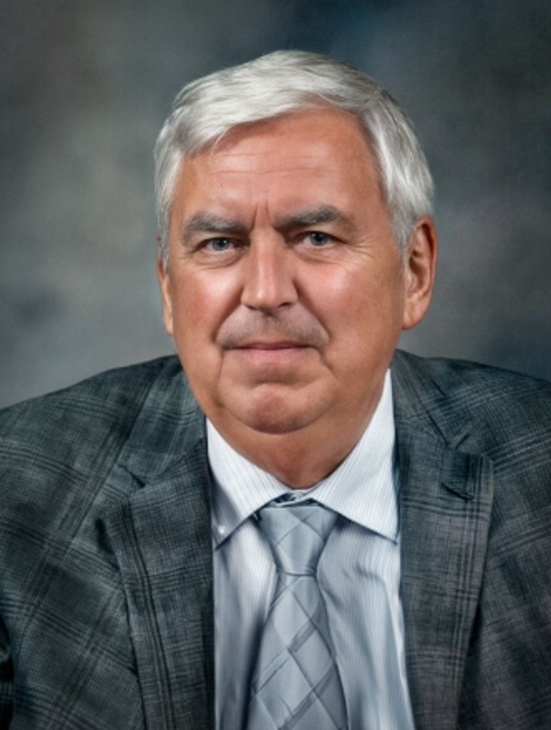 Michael P Dooley Profile Photo