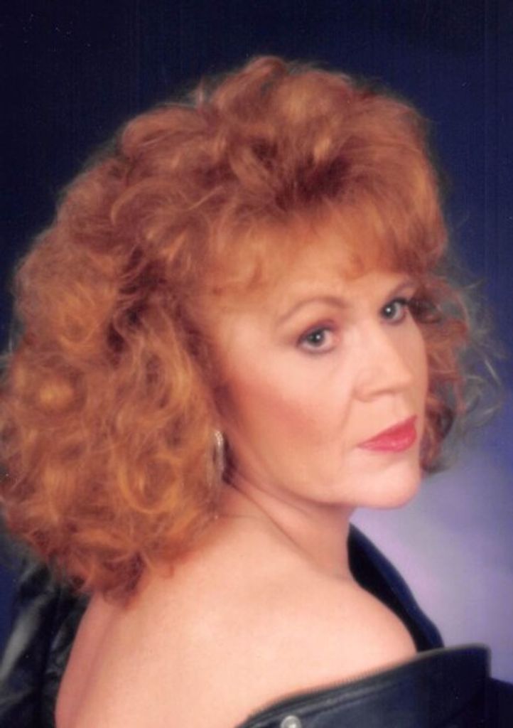 Vicky Hyde Lambert Profile Photo