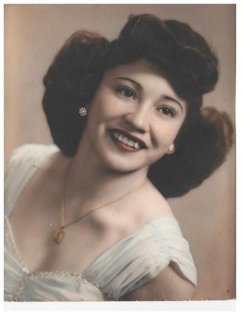 Julia "Terry" Nunez Profile Photo