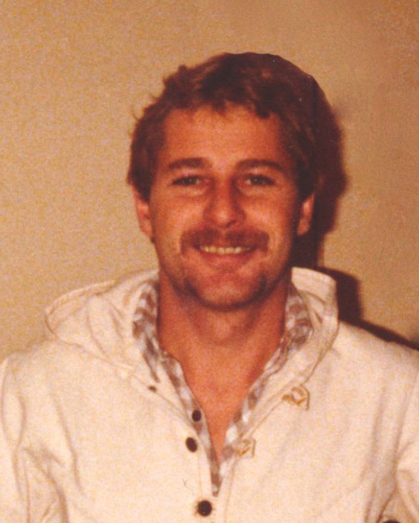 John Robert Wells Profile Photo