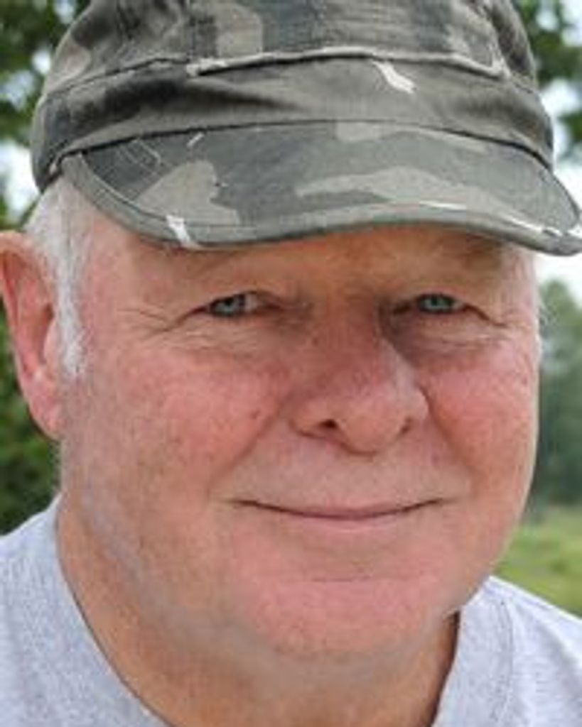 Dennis Paul Lensch Profile Photo