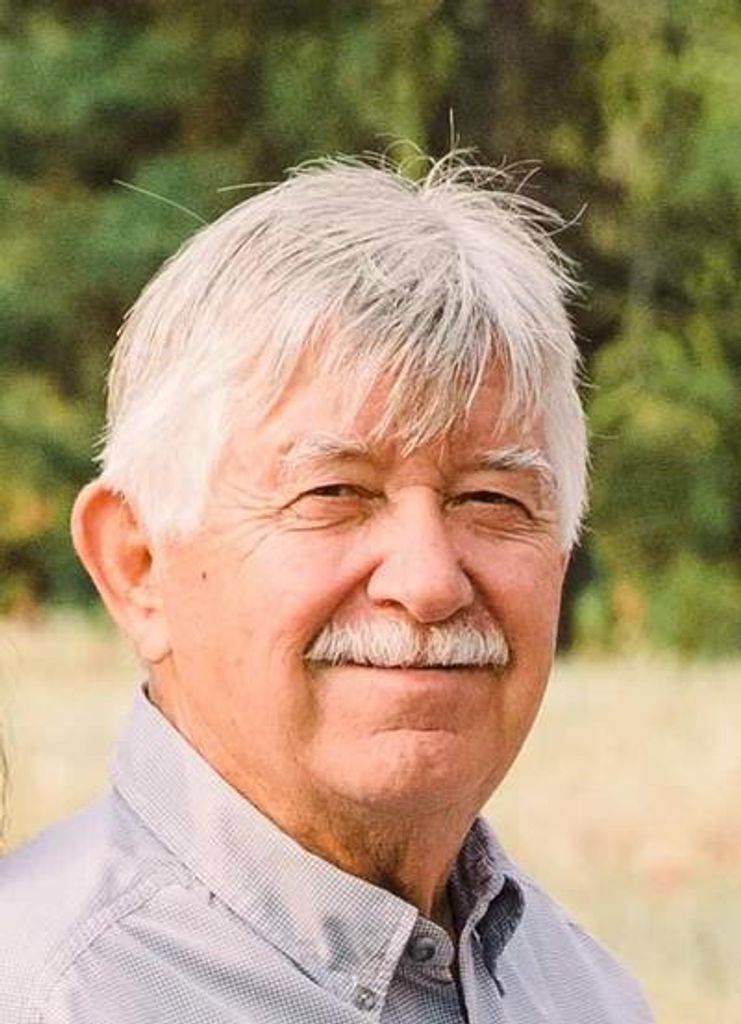 John Richard Crowe Profile Photo