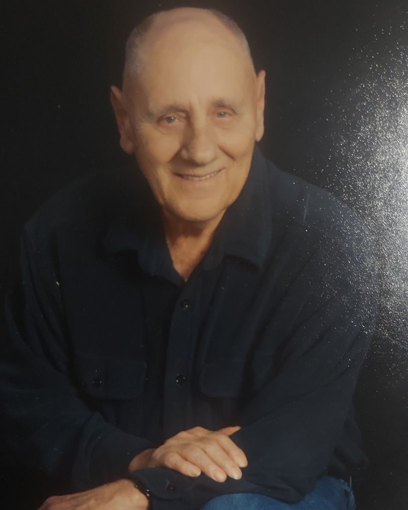 Elmer Kenneth Fienen Profile Photo