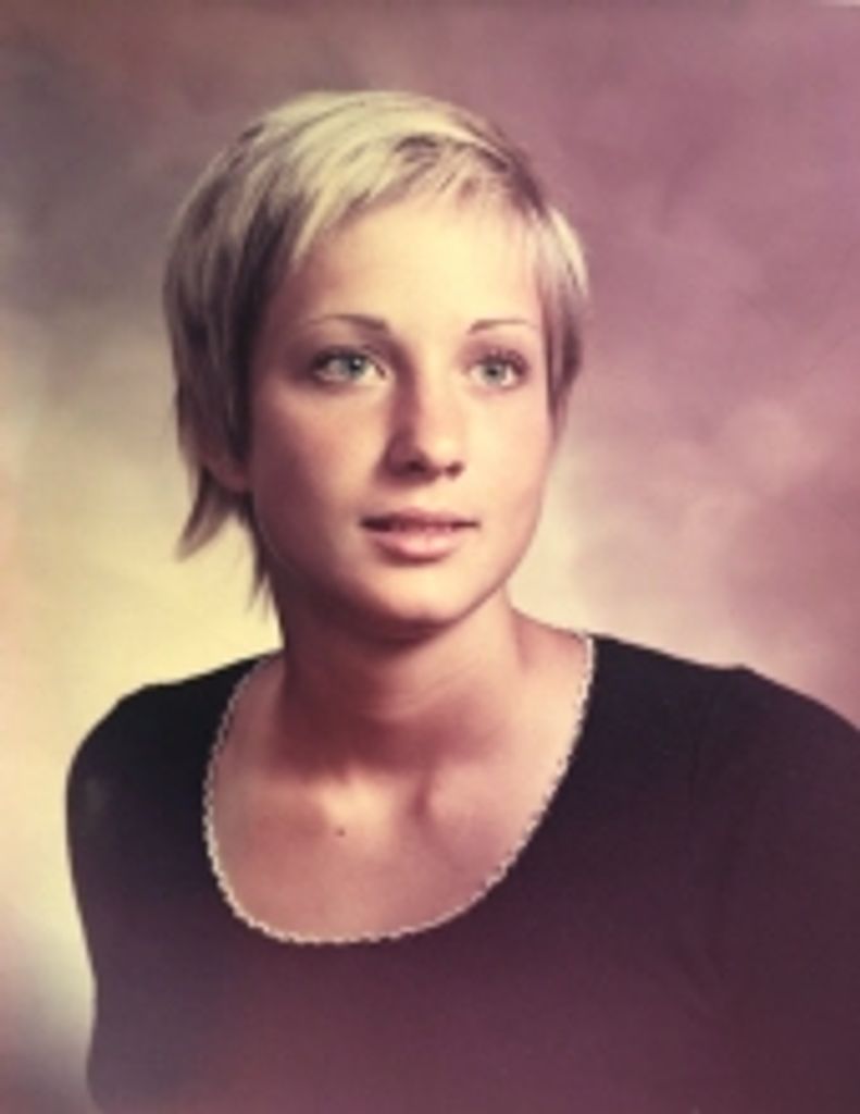 Laurie Lynn Stine