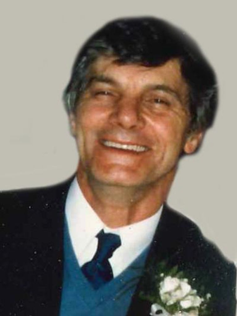 Roger "Smokey" Smokovic