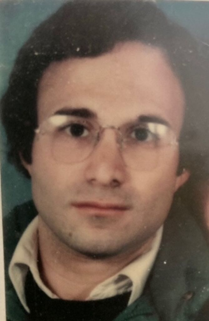 Fredric Lewis Profile Photo