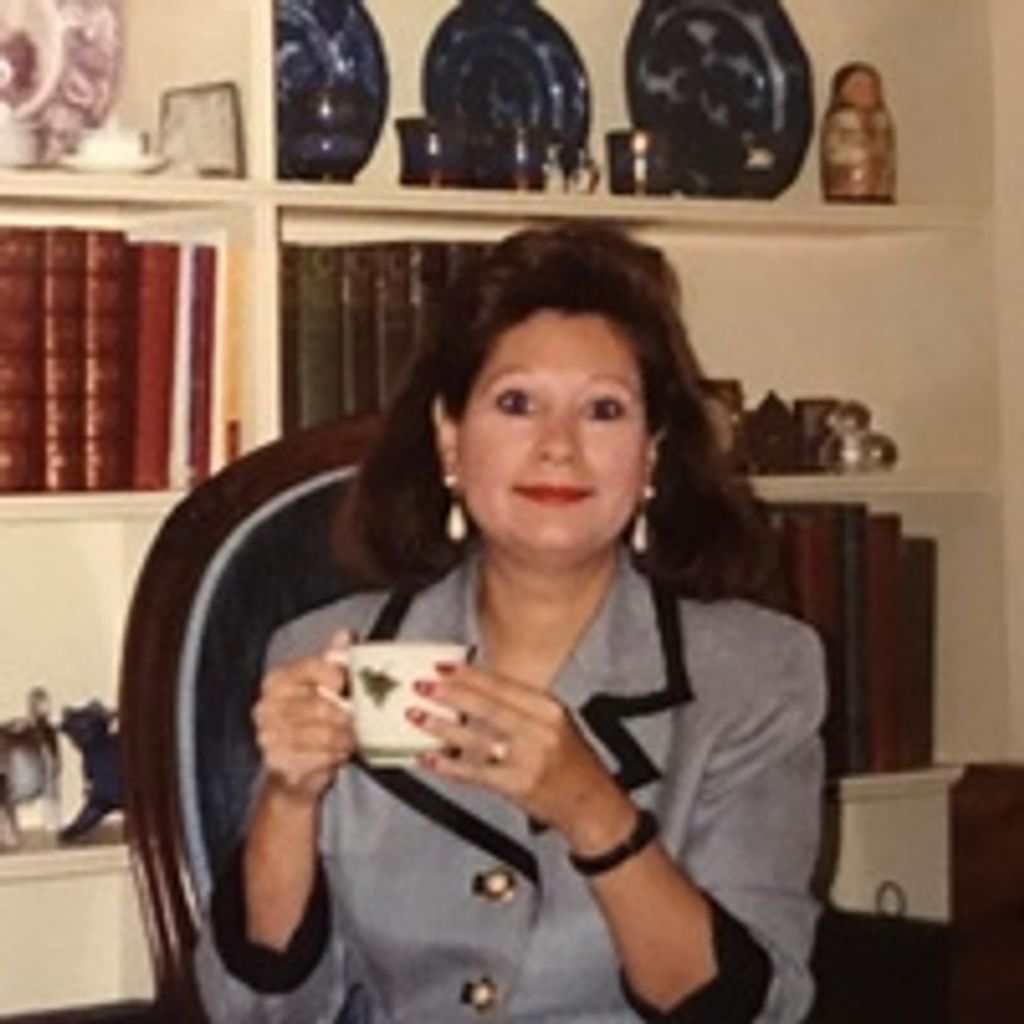 Diana Alvarado Ray