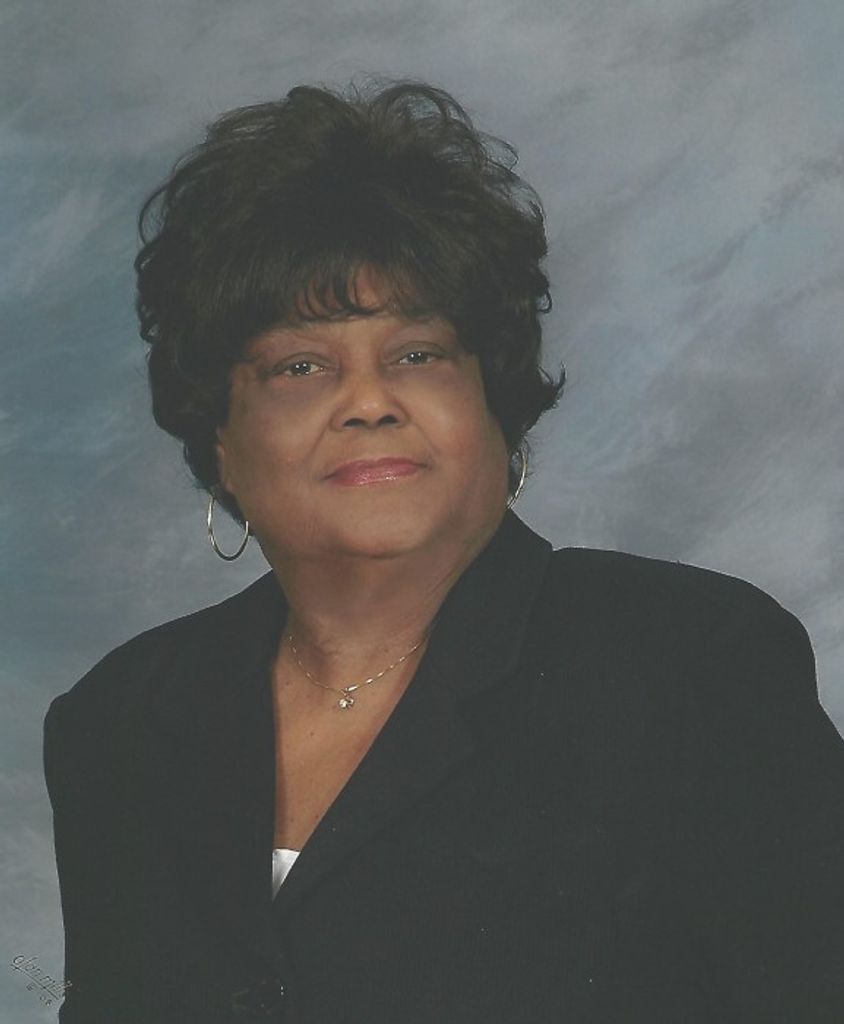 Louise Queen (Thomas)  Simmons