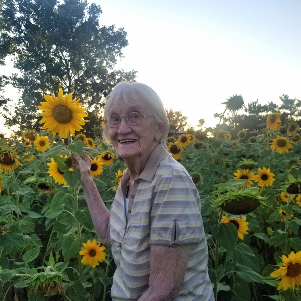 Beatrice Annalee Manville