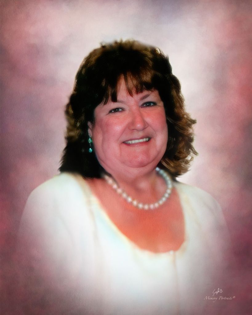 Janet L Halloran