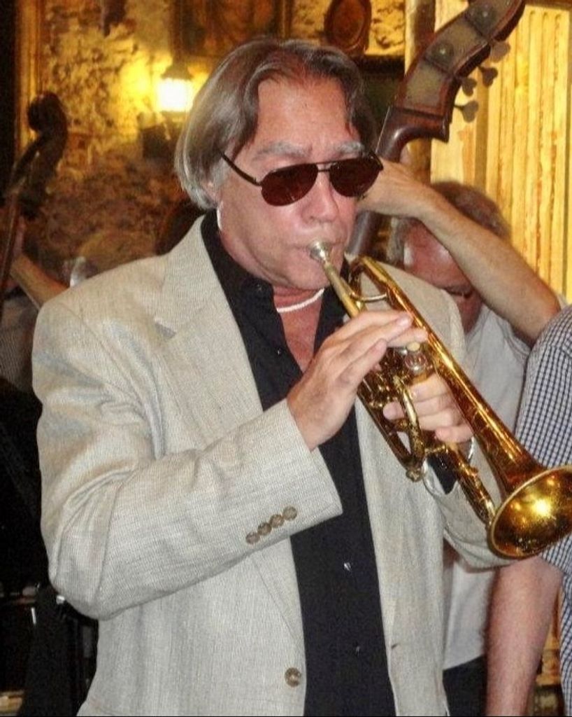 Wayne C Maddalena