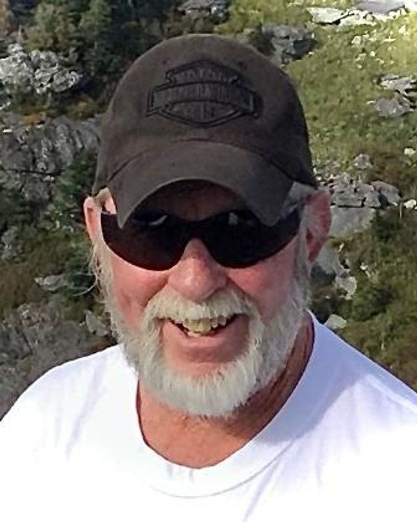 Michael Eugene Robinson Sr Profile Photo