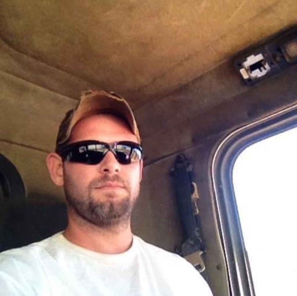 Jason Ray Hall Profile Photo