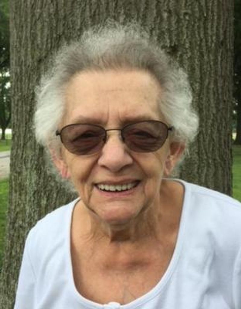 Phyllis Louise Flint Profile Photo