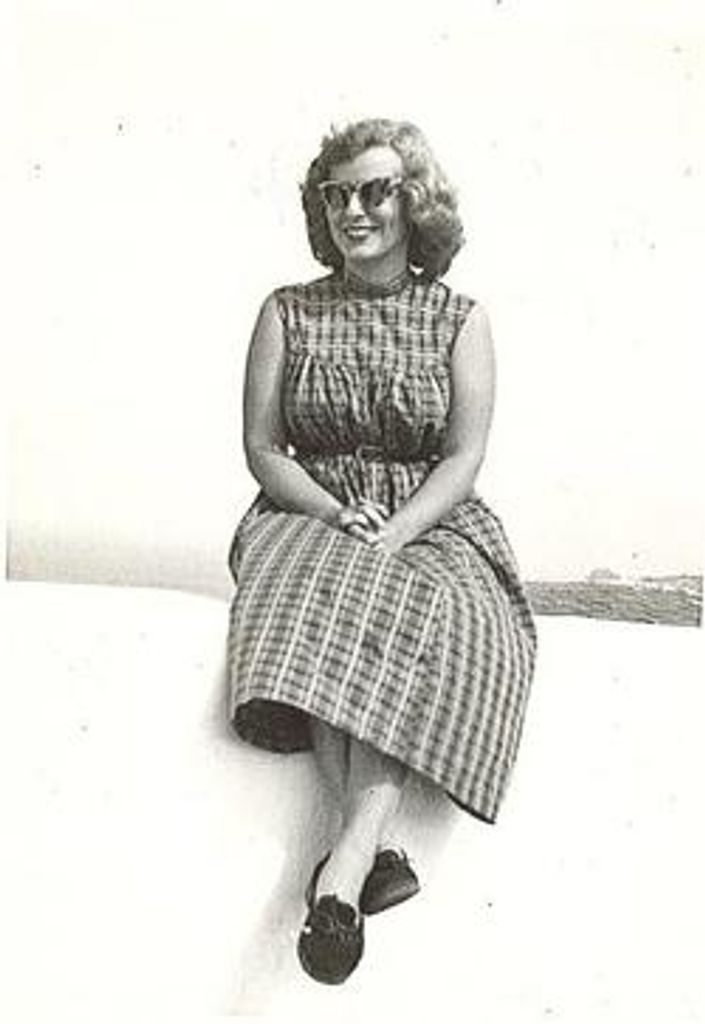 Alma "Lou" Huggins