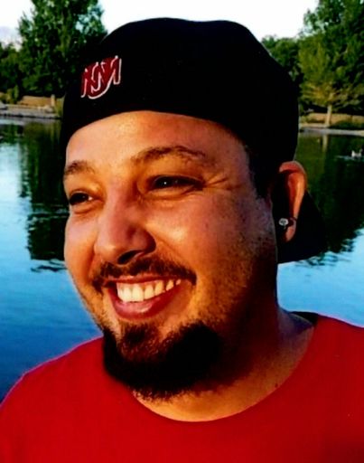 Aaron C. Molina photo gallery thumbnail 2 of 28
