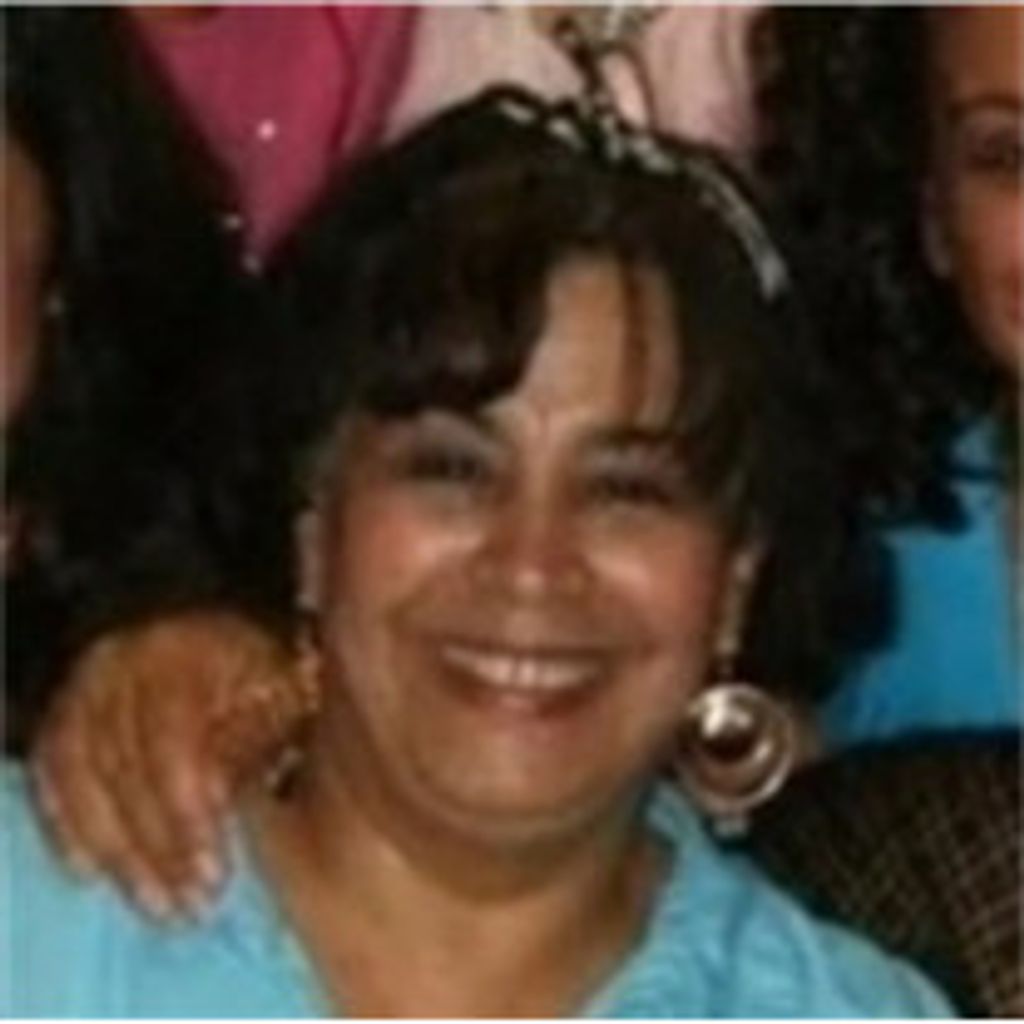 Vivian Cruz