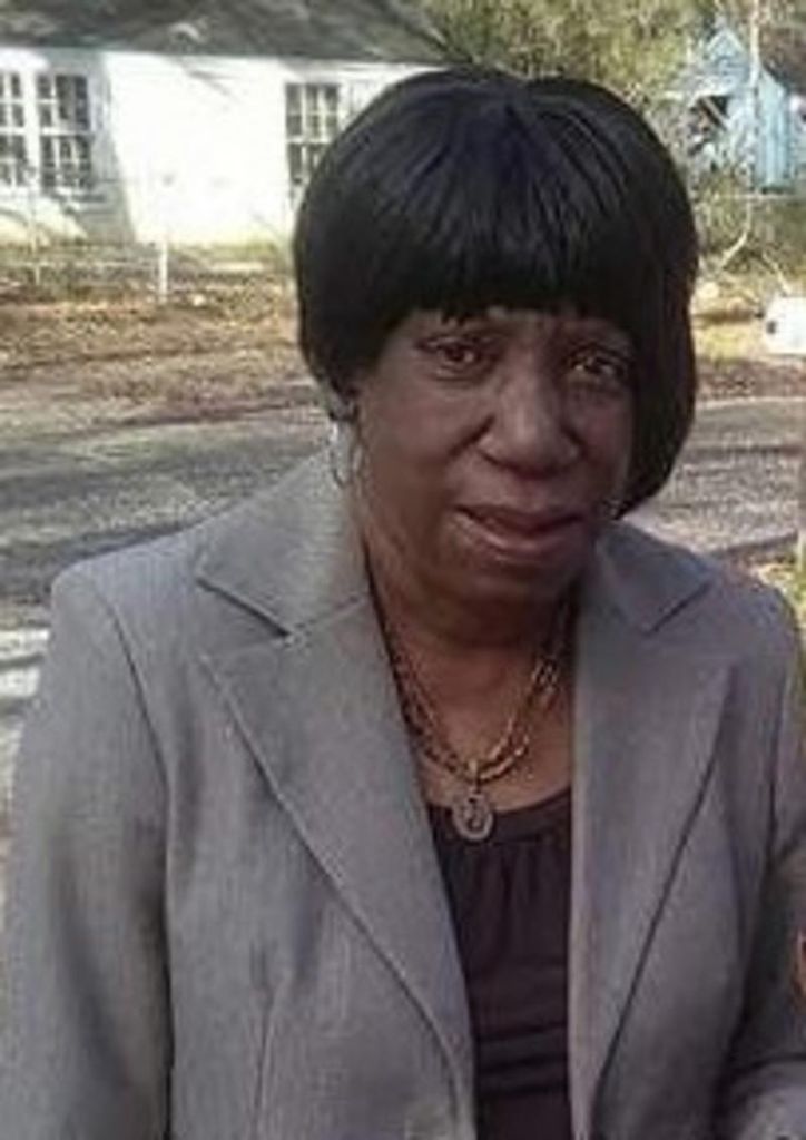 Emma Lee Oliver Profile Photo