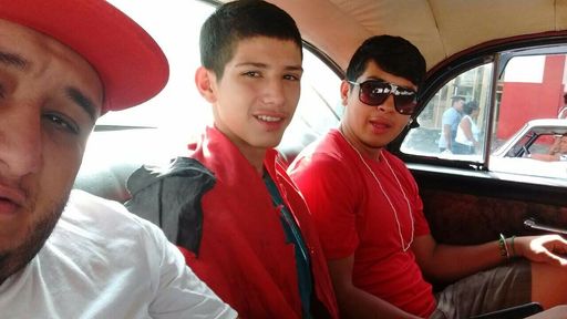 Edel Jamal Galvan photo gallery thumbnail 25 of 171