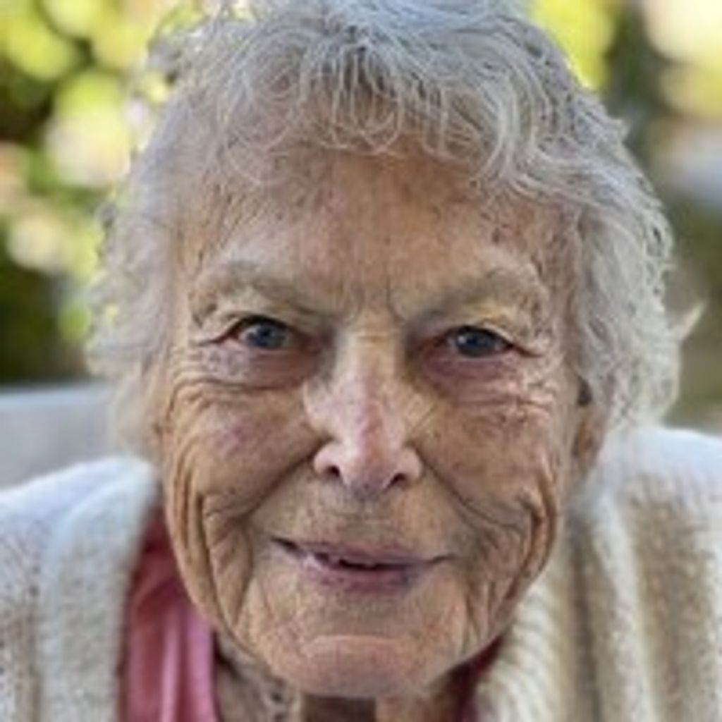 Lorraine  Olga Johnsen