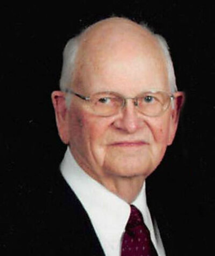 Raymond "Whitey" Lee Profile Photo
