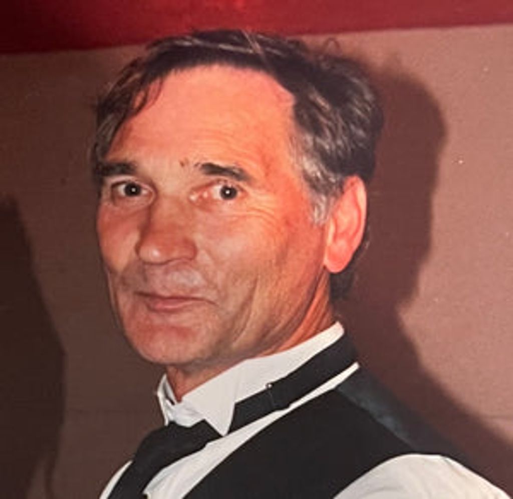 Paul Hutchinson Profile Photo