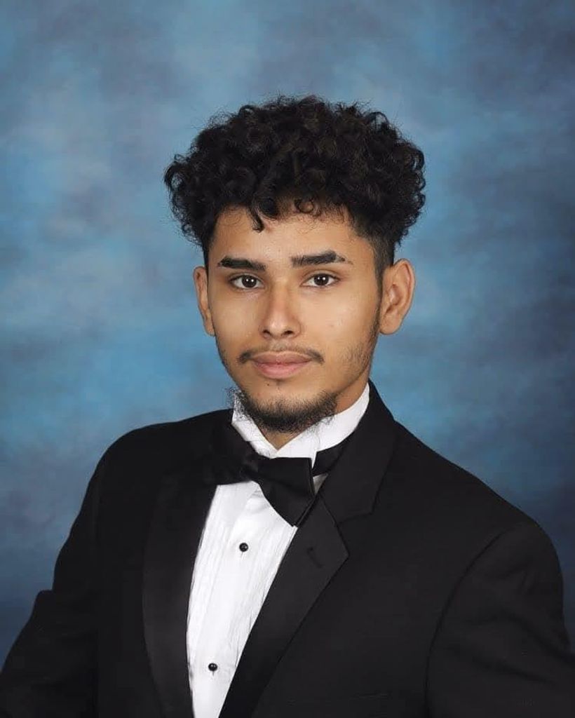 Carlos Amador Rodriguez Profile Photo
