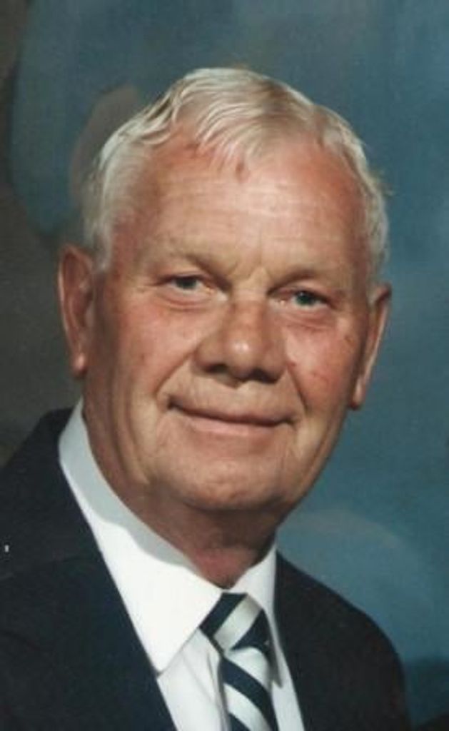 Leon ''Lee'' Larrabee