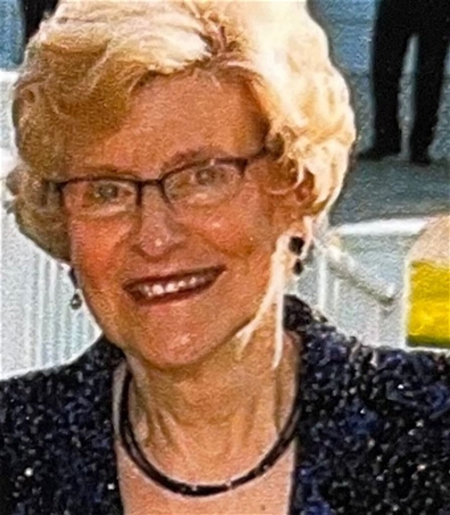 Louise Lloyd Profile Photo