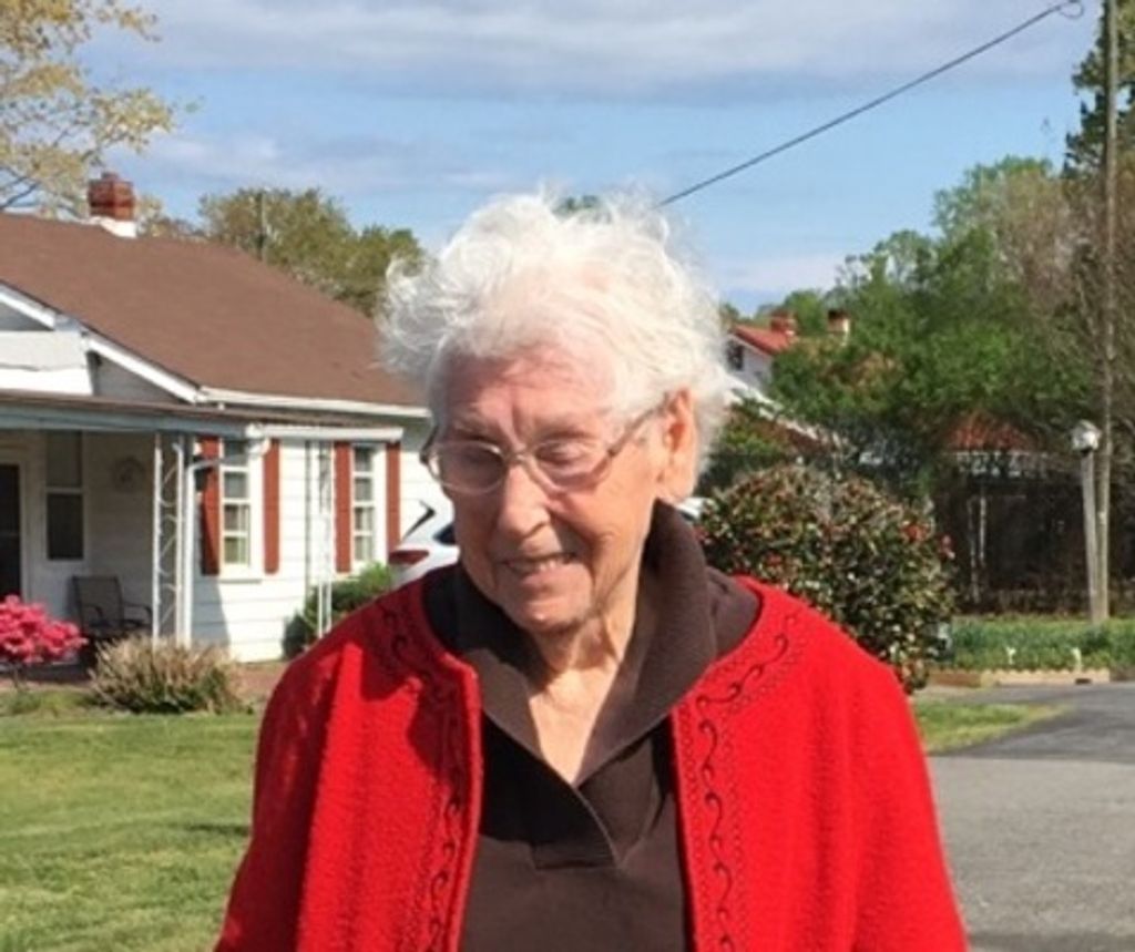 Essie Foley Janey Profile Photo