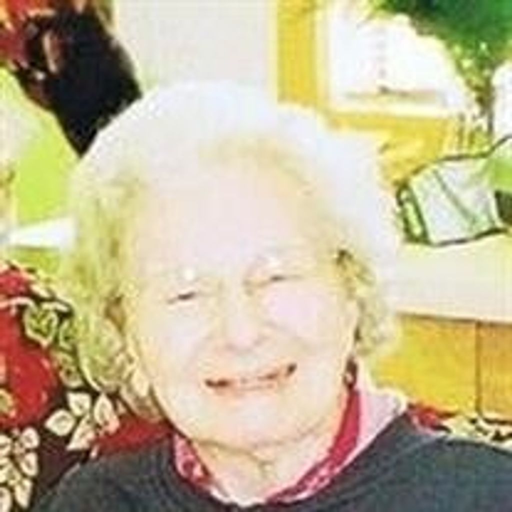 Iris M Crookston