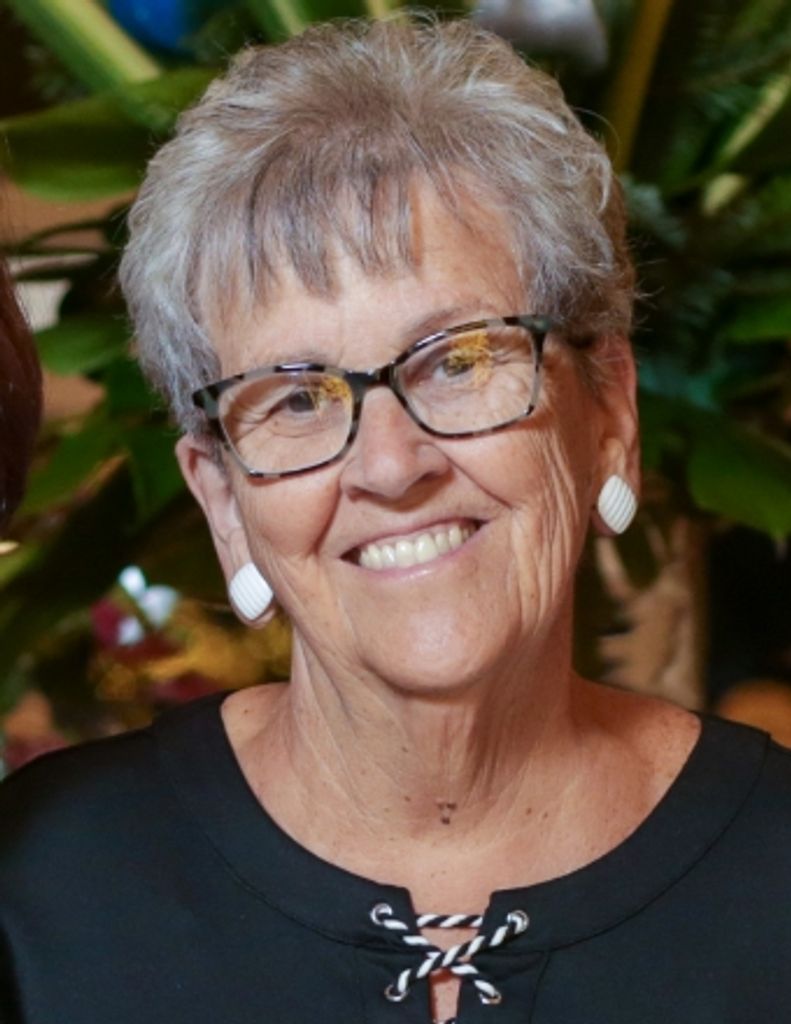 Bonnie Mclaud Profile Photo