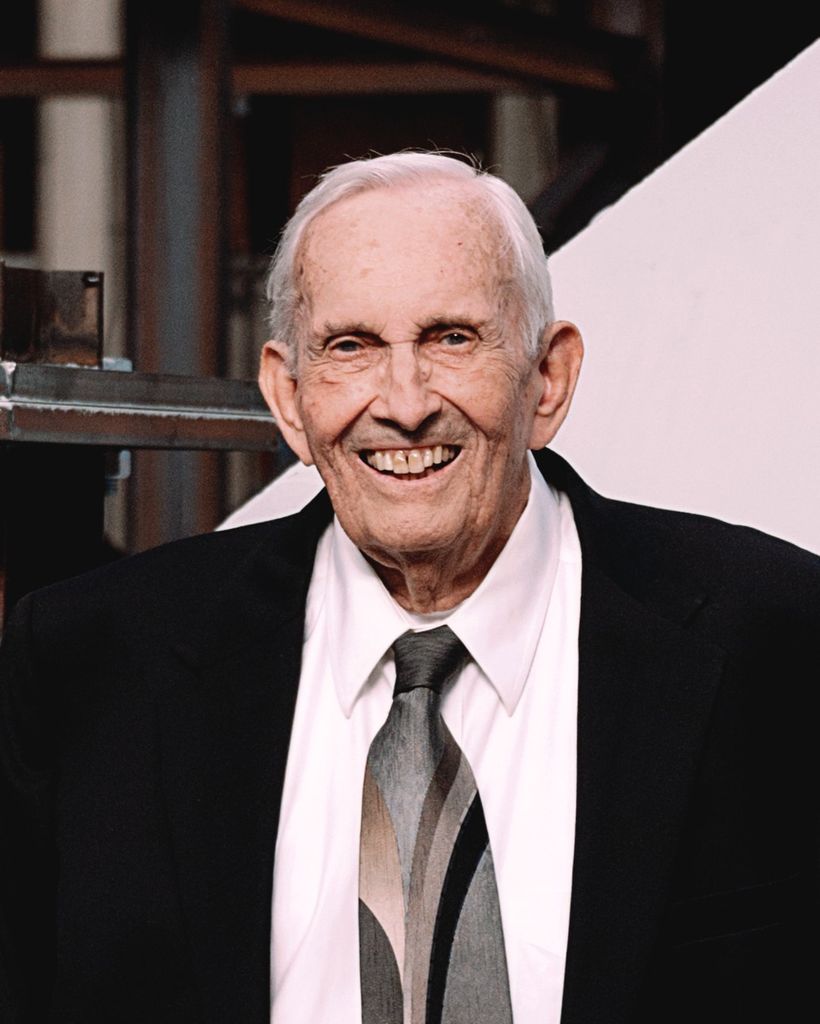 Roger E. Gladen Profile Photo