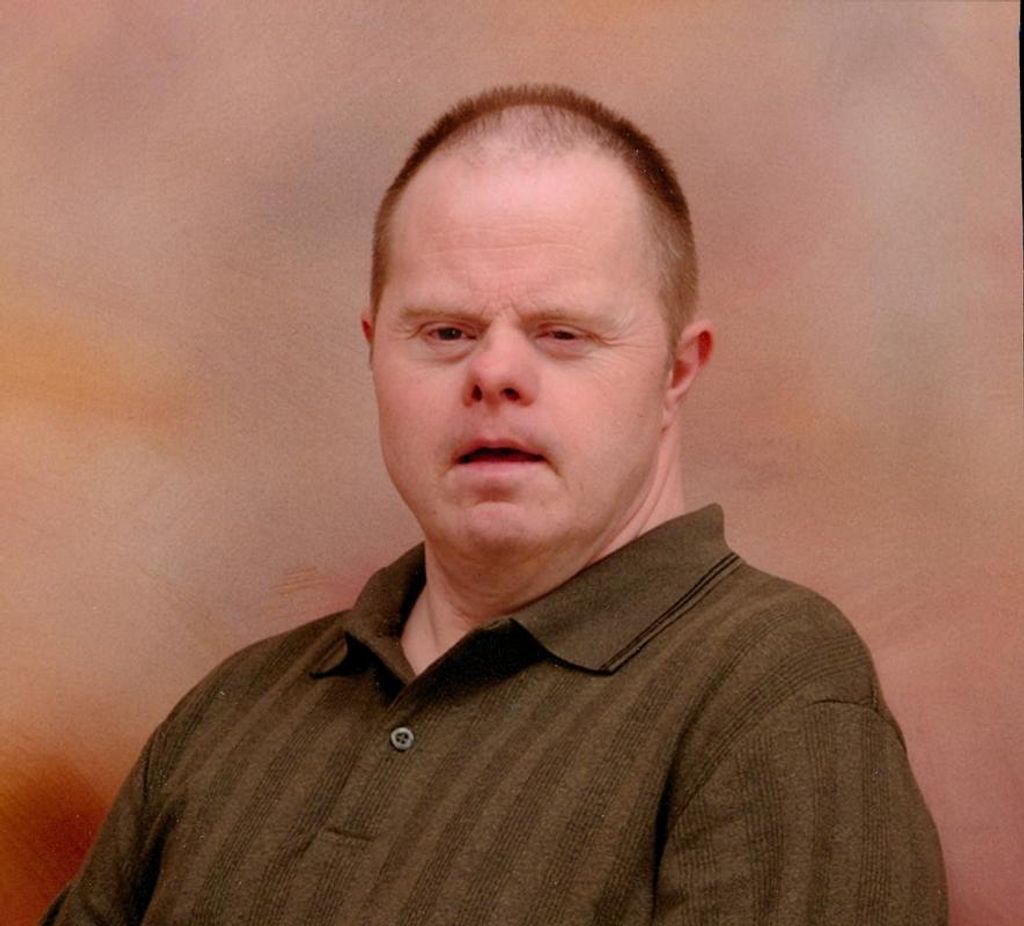 Daniel Brennan Profile Photo